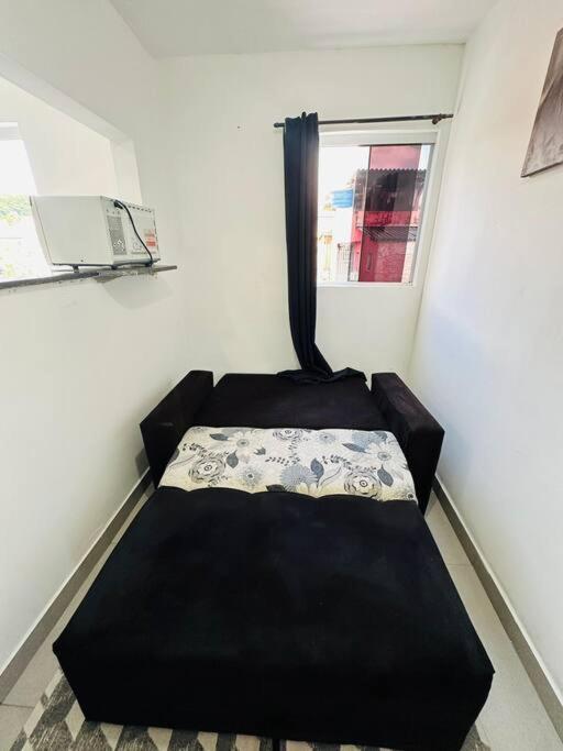 Mobiliado E Confortavel Zn - Cod 06 Apartamento *